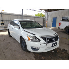 2015 Nissan Altima 2.5 2.5L vin: 1N4AL3AP4FC******