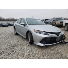 2018 Toyota Camry L 2.5L vin: JTNB11HK9J3******