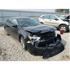 2015 Toyota Camry Le 2.5L vin: 4T1BF1FK0FU******