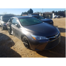 2017 Toyota Camry Le 2.5L vin: 4T1BF1FK6HU******