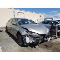 2017 Toyota Camry Le 2.5L vin: 4T1BF1FK9HU******