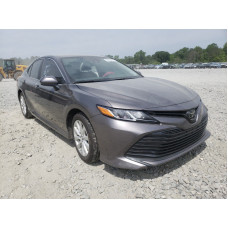 2020 Toyota Camry Le 2.5L vin: 4T1C11AK0LU******