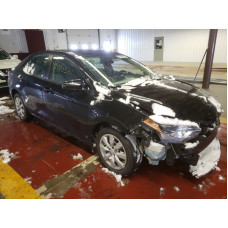 2015 Toyota Corolla L 1.8L vin: 2T1BURHE0FC******