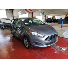 2014 Ford Fiesta Se 1.6L vin: 3FADP4BJ5EM******