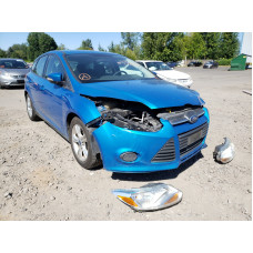 2014 Ford Focus Se 2.0L vin: 1FADP3K2XEL******