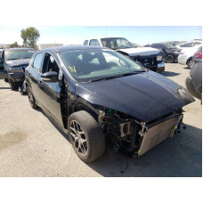 2016 Ford Focus Se 2.0L vin: 1FADP3K25GL******