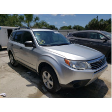 2010 Subaru Forester X 2.5L vin: JF2SH6BC1AH******