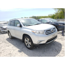 2012 Toyota Highlander 3.5L vin: 5TDBK3EH5CS******