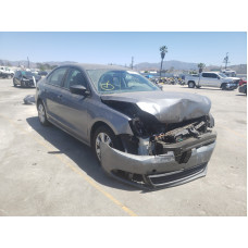 2012 Volkswagen Jetta Base 2.0L vin: 3VW2K7AJ0CM******
