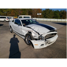 2014 Ford Mustang 3.7L vin: 1ZVBP8AM0E5******