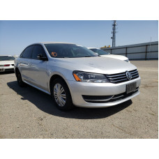 2015 Volkswagen Passat S 1.8L vin: 1VWAT7A3XFC******