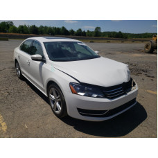 2014 Volkswagen Passat Se 1.8L vin: 1VWBS7A39EC******