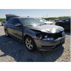 2013 Volkswagen Passat 2.5L vin: 1VWBH7A31DC******