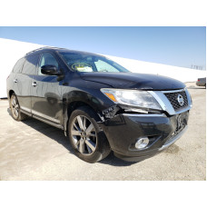 2013 Nissan Pathfinder 3.5L vin: 5N1AR2MN9DC******