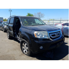 2011 Honda Pilot Tour 3.5L vin: 5FNYF4H90BB******