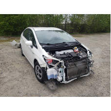 2014 Toyota Prius 1.8L vin: JTDKN3DU7E0******
