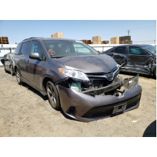 2019 Toyota Sienna Le 3.5L vin: 5TDKZ3DC7KS******
