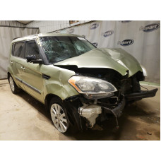 2012 Kia Soul + 2.0L vin: KNDJT2A68C7******