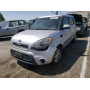 2013 Kia Soul + 2.0L vin: KNDJT2A62D7******