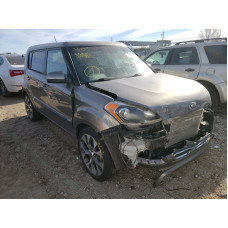 2013 Kia Soul + 2.0L vin: KNDJT2A6XD7******