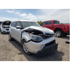 2014 Kia Soul + 2.0L vin: KNDJP3A50E7******