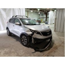 2016 Kia Sportage L 2.4L vin: KNDPBCAC4G7******