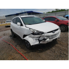 2015 Hyundai Tucson Lim 2.4L vin: KM8JU3AG2FU******
