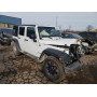 2016 Jeep Wrangler U 3.6L vin: 1C4BJWDG3GL******